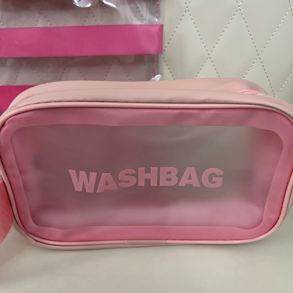 Refillable Bottle Set Makeup Bottles  Toiletry Organizer and travel bags - Picture 2 of 7